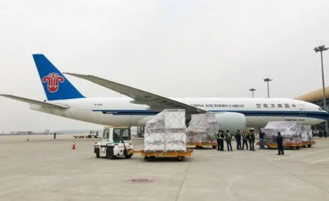 上饶昆明机场物流助力鲜花输送全国
